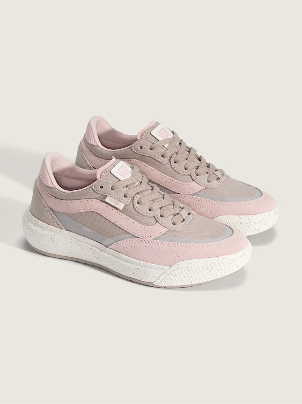 BNIB - Vans Ultrarange Exo - Ladies 7.5 - Pink